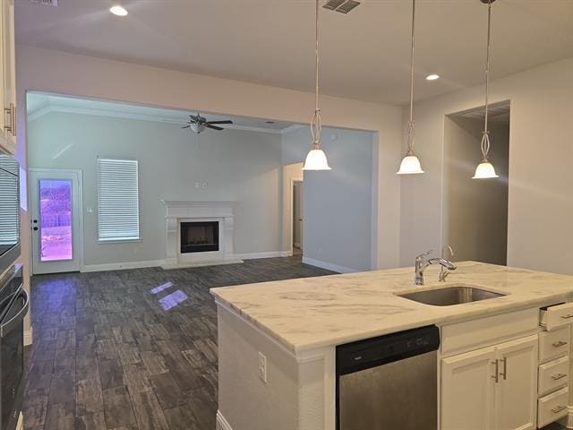 Building Photo - 1710 Dale Ln