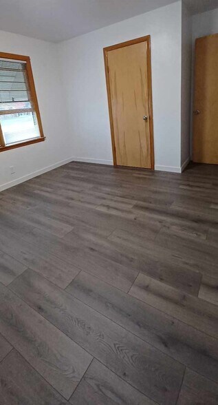 Bedroom 1 - 220 17th Ave S