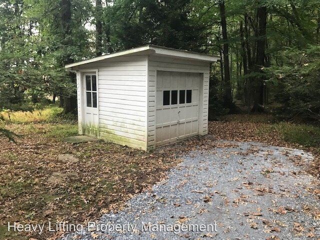 Building Photo - 3 br, 1 bath House - 210 Lawn Rd