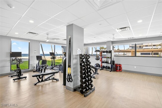 Building Photo - 4001 Gulf Shore Blvd N