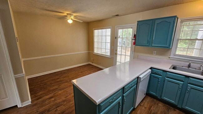 Building Photo - 4415 Redgate Rd