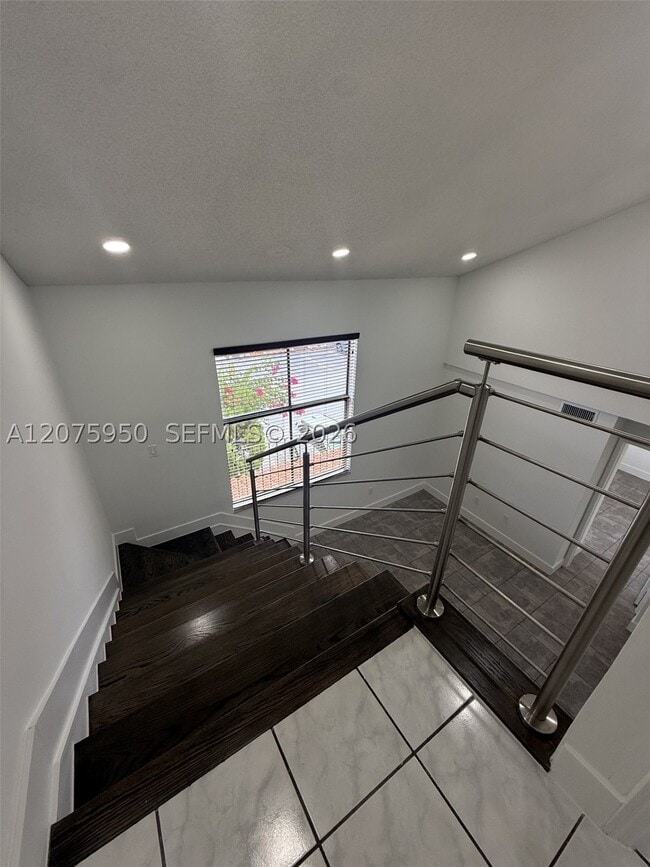 Building Photo - 2775 W 61st St