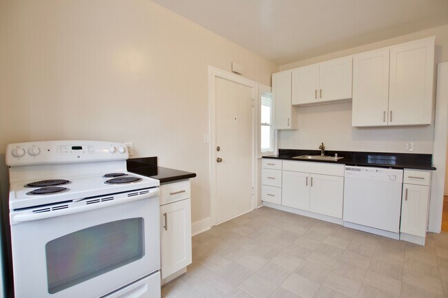 Building Photo - 6406-6414 32nd Ave NW