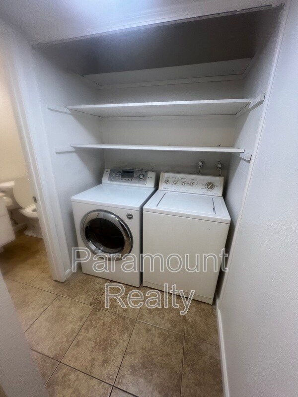 Building Photo - 1120 Kenwal Rd