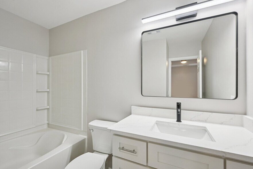 Master Bath - 585 McWilliams Road