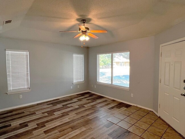 Building Photo - 3111 109th St