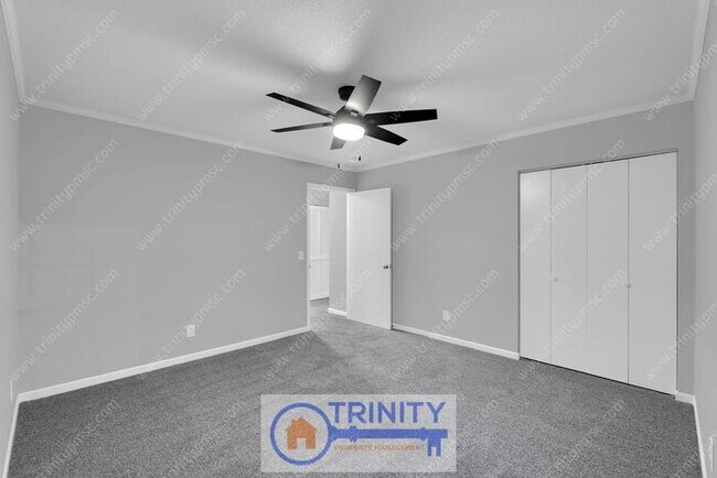 Building Photo - Coming Soon! Newly updated and spacious!