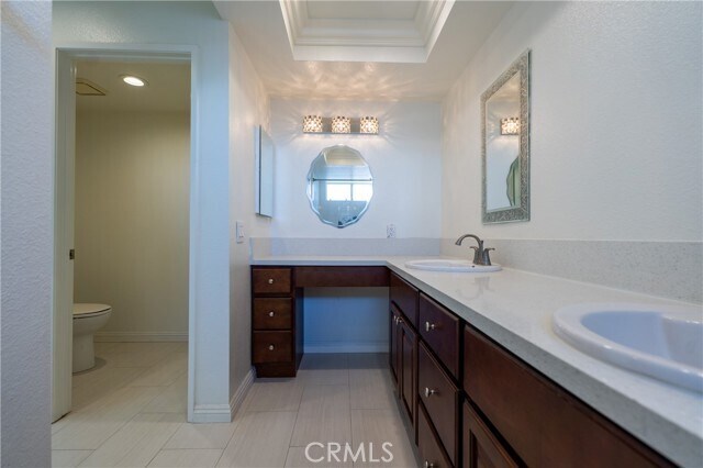 Building Photo - 705 Bowcreek Dr