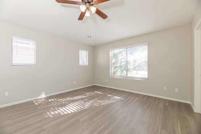 Building Photo - 65 Belle Soleil Ave