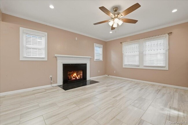 Building Photo - 18 Durham Rd