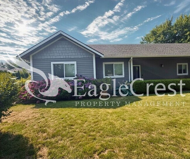 Building Photo - Contemporary Home With A Covered Patio & Quartz Countertops