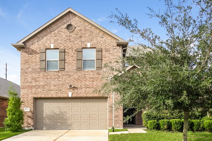 Primary Photo - 12923 Pentland Downs St