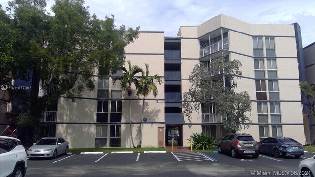 Building Photo - 6995 NW 186th St