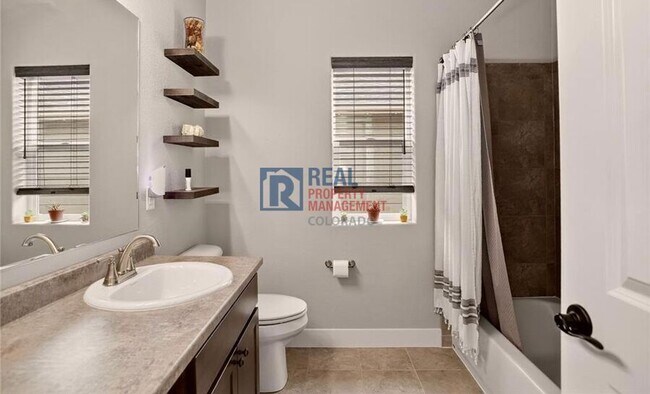 Building Photo - 6687 Rolling Creek Dr