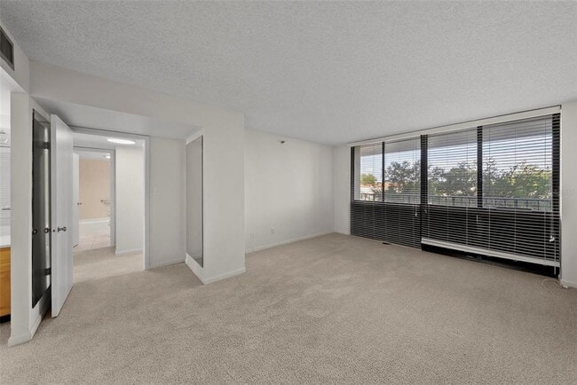 Building Photo - 3301 Bayshore Blvd