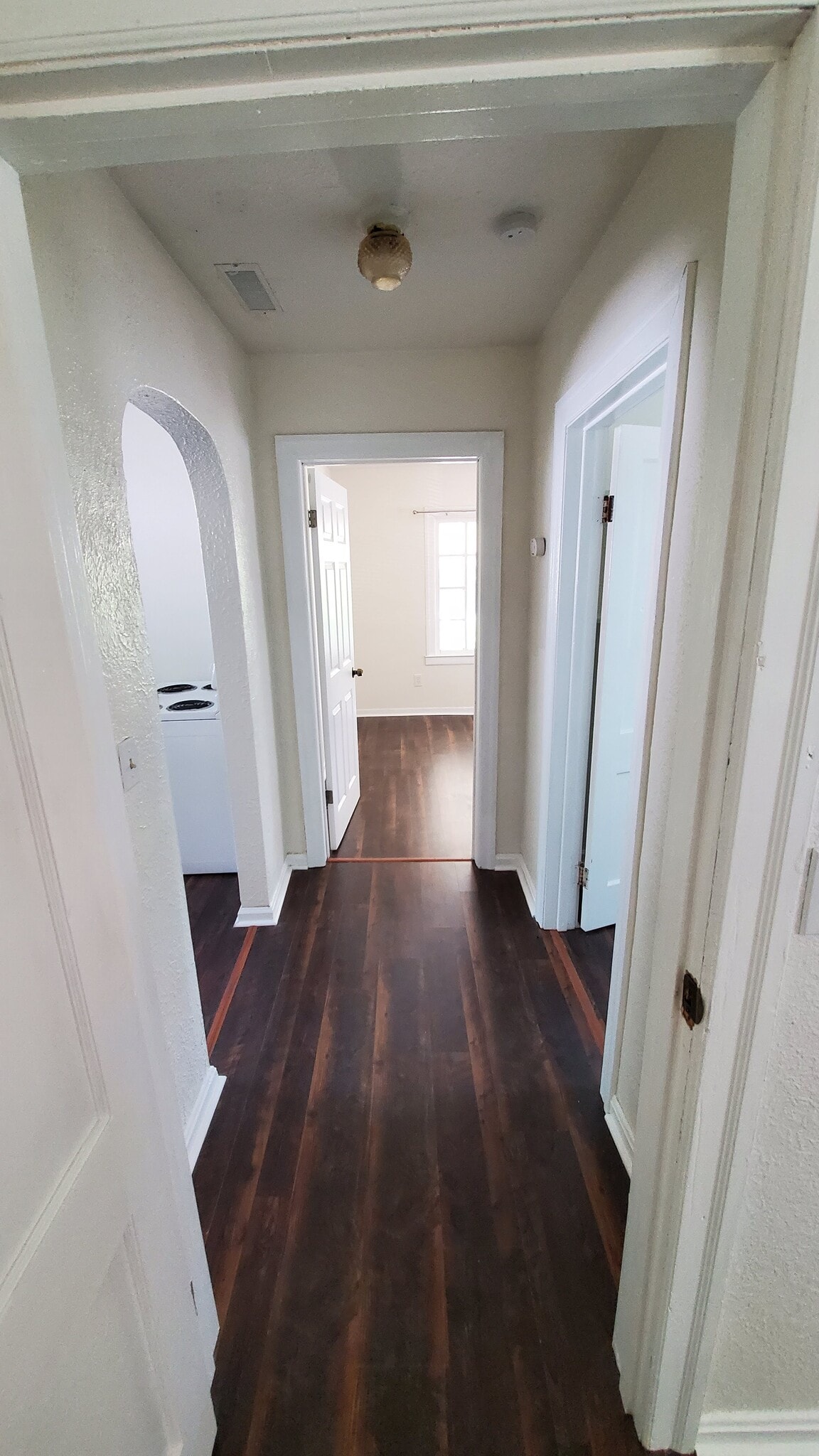 Hallway - 1387 Elizabeth St