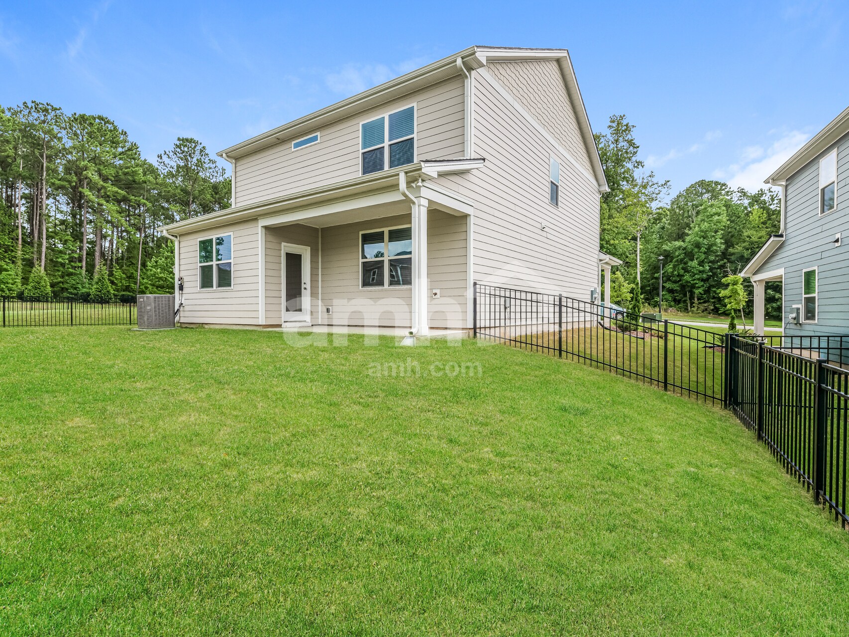 Building Photo - 3220 Oakfields Rd