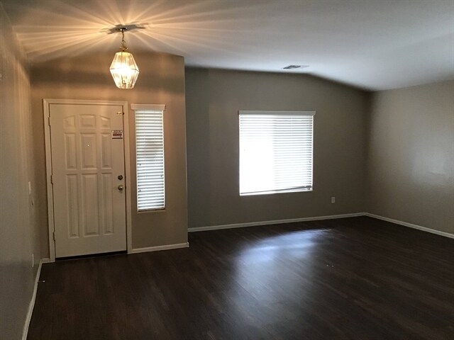 Building Photo - 10338 W Wood St