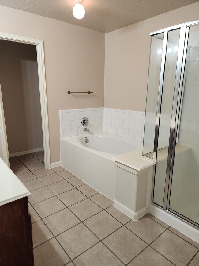 Building Photo - 4918 Landward Ln