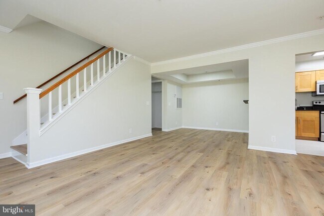 Building Photo - 5804 Inman Park Cir
