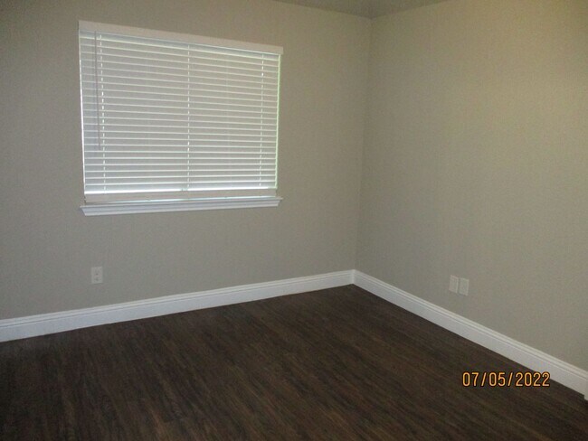 Building Photo - 6421 Woodcreek Trail