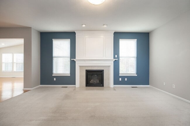 Building Photo - Welcome Home! 4 Bedroom/2.5 Bath Home in Avon!