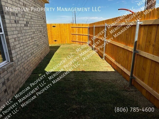 Building Photo - 5802 Urbana Pl