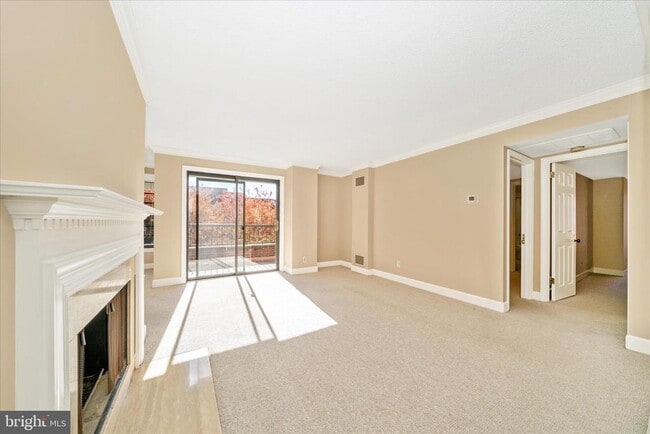 Building Photo - 1080 Wisconsin Ave NW