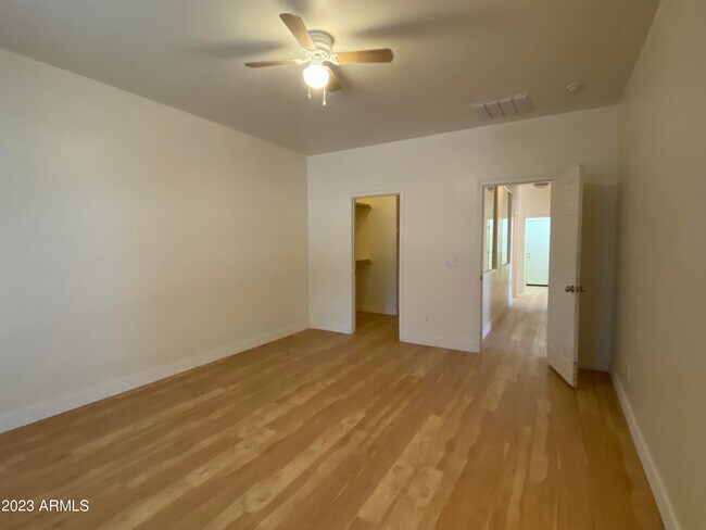 Building Photo - 6311 S 44th Ave