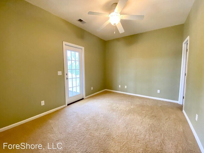 Building Photo - 4 br, 3.5 bath House - 2151 Blakers Blvd