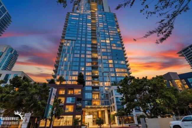 Building Photo - Modern 2Bdm 2Ba Condo with Stunning Bay Views in Savina Downtown San Diego!