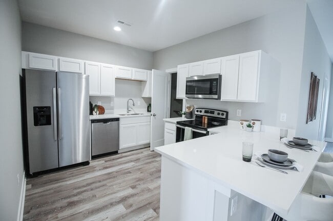 Building Photo - North 45th Addition