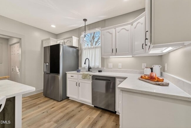 Building Photo - Earn Wealth While Leasing - Like a Homeowner - Lease to Own