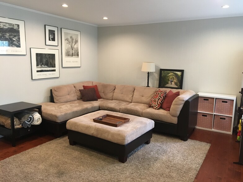 Building Photo - 18526 Mayall St