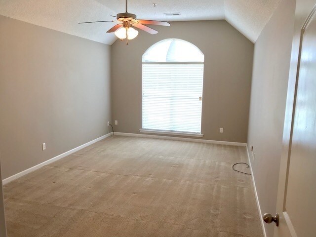 Building Photo - 9150 Glen Cove