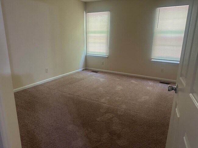 Building Photo - 3BR, 2BA Durham Home with Deck and LVP Flooring