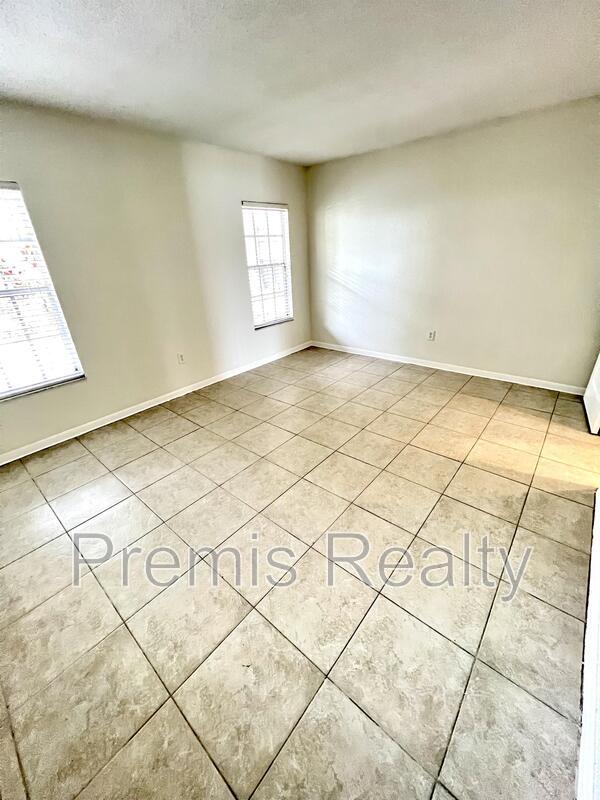 Building Photo - 333 Island Way