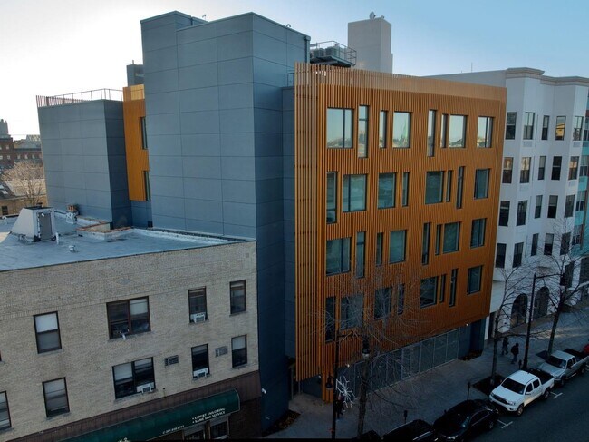 Building Photo - 233 Newark Ave
