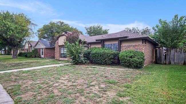 Primary Photo - Updated 2/2 with Granite Counter Tops and ...