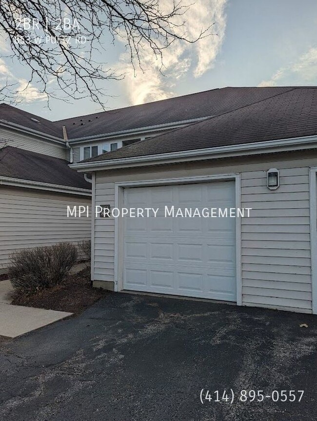 Building Photo - 853 W. Puetz Road - 2 Bedroom, 2 Bathroom ...