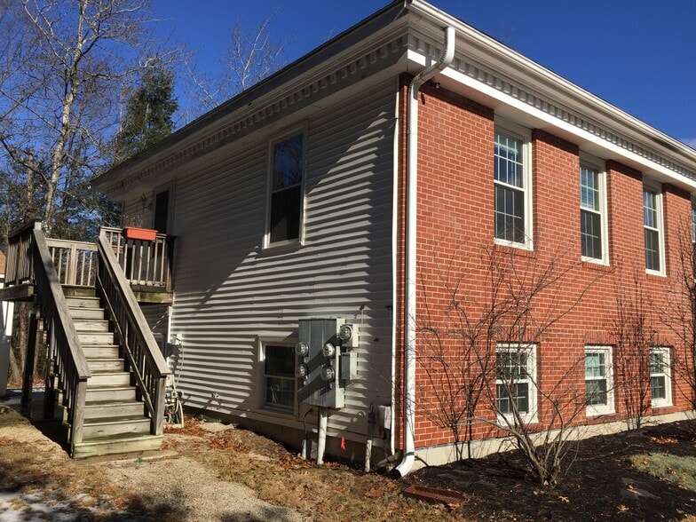 Building Photo - 820 Lafayette Rd