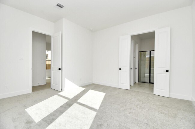 Building Photo - 4352 Avron Dr
