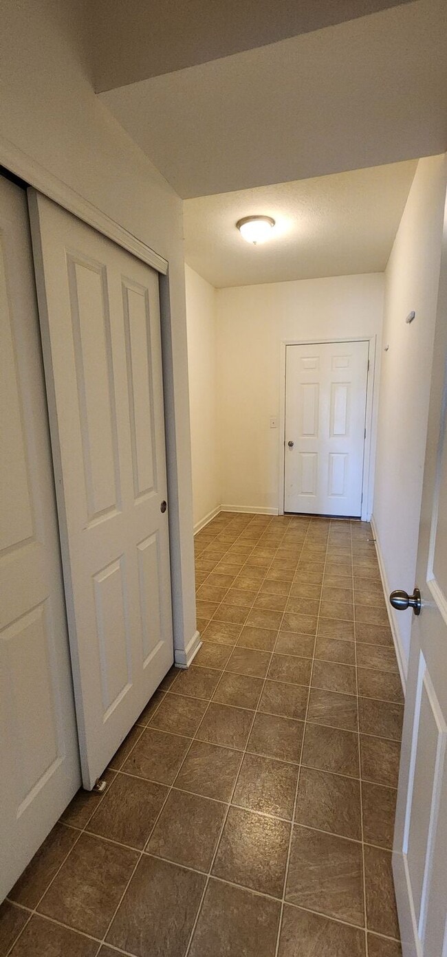 Building Photo - Fantastic 2-3 Bedroom Condo in Powell