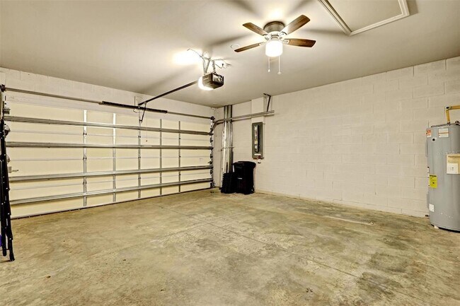 Building Photo - 20462 Plumwood Lp