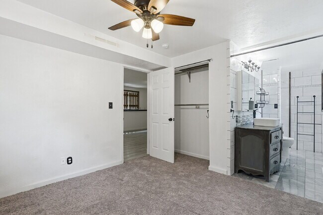 Building Photo - $2,040.95, 3-bed, 2-bathroom located in Colorado Springs with a large backyard