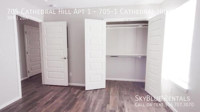 Building Photo - 705 Cathedral Hl