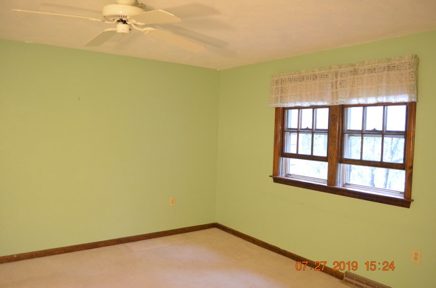 2nd Bed Room 1 - 61 Drummer Rd