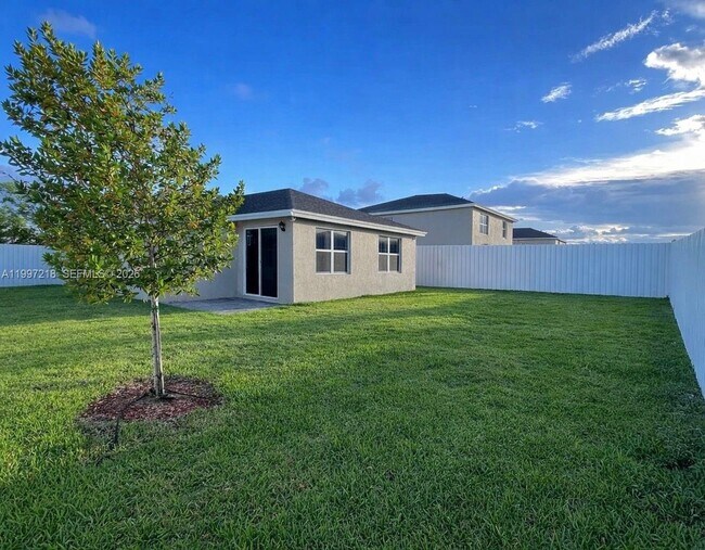 Building Photo - 13233 SW 272nd St