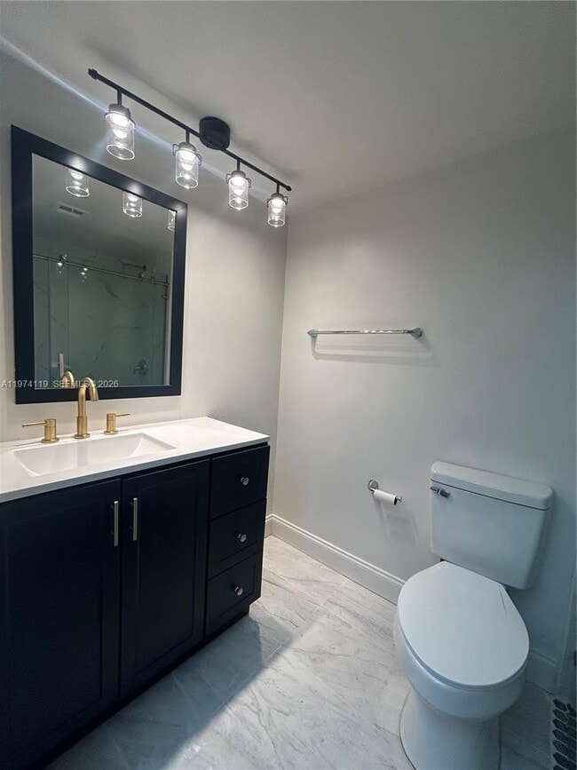 Building Photo - 301 Cambridge Rd