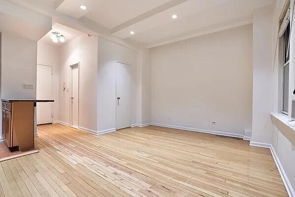 Building Photo - 66 Madison Ave